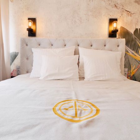 Szewska 22 Boutique Aparthotel คราคูฟ ภายนอก รูปภาพ