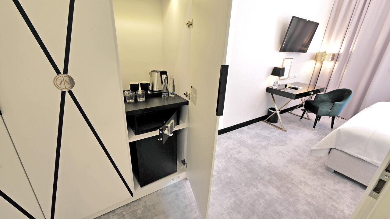 Szewska 22 Boutique Aparthotel คราคูฟ ภายนอก รูปภาพ