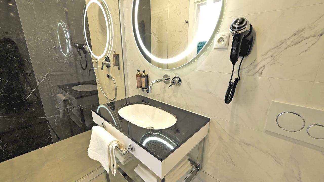 Szewska 22 Boutique Aparthotel คราคูฟ ภายนอก รูปภาพ