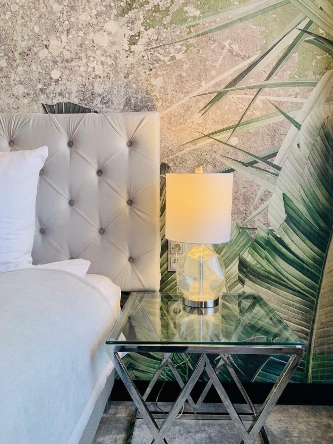 Szewska 22 Boutique Aparthotel คราคูฟ ภายนอก รูปภาพ